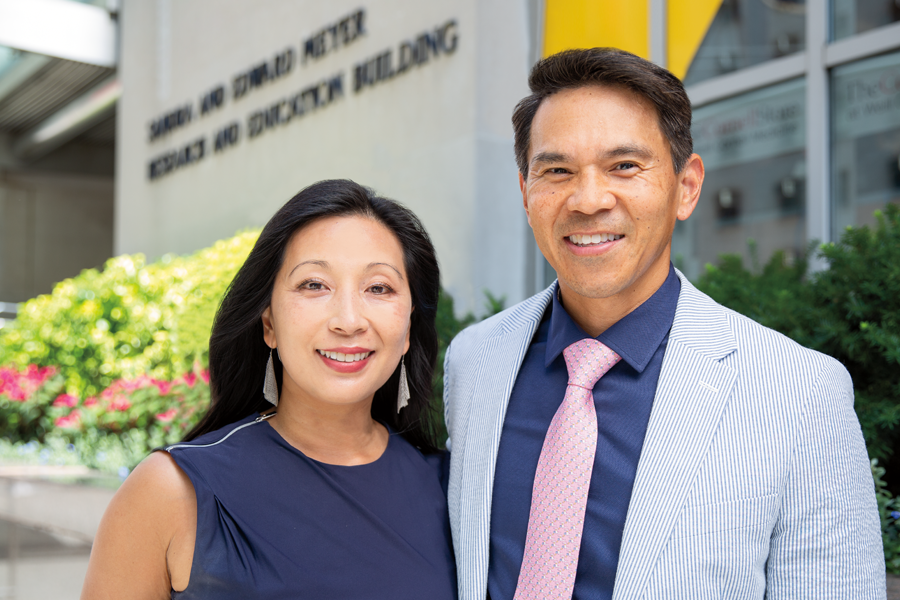 Dr. Karen Lin Su (M.D. ’97) and Dr. Edwin Su (M.D. ’97)